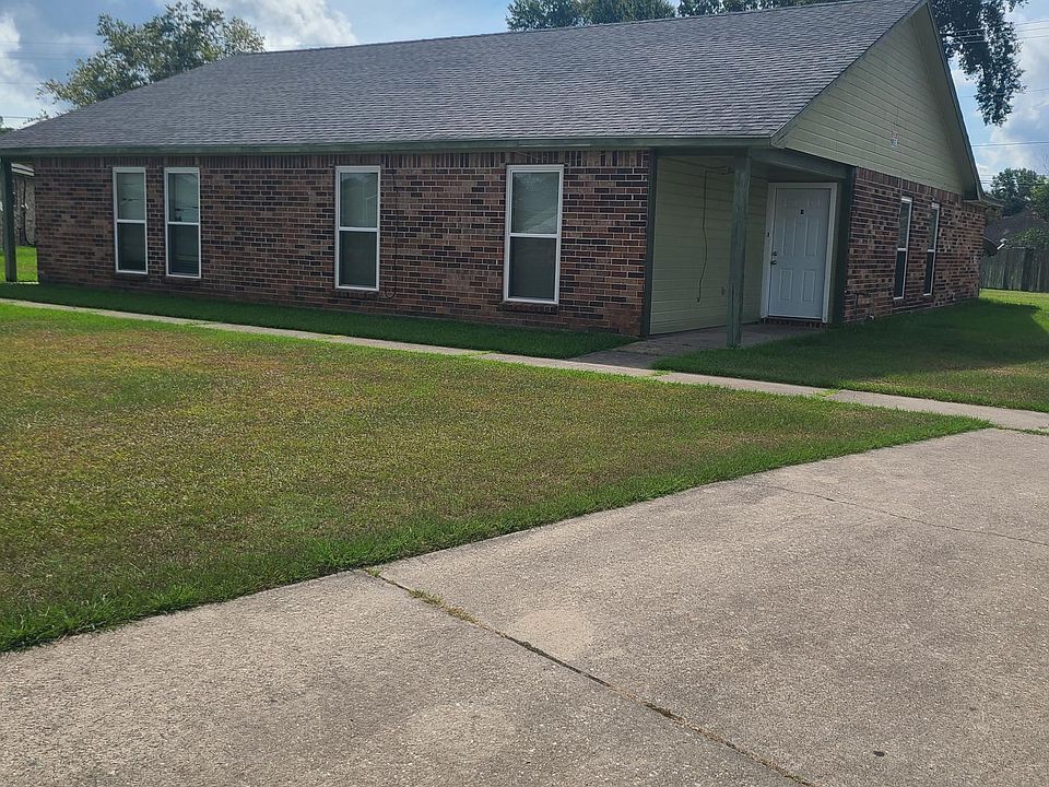 1st image of 5260 Fullerton Ave #B