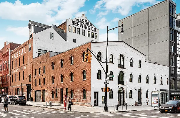 Rented by Living New York | media 48