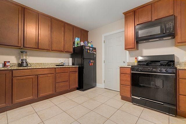 1st image of 3755 N Sacramento Ave