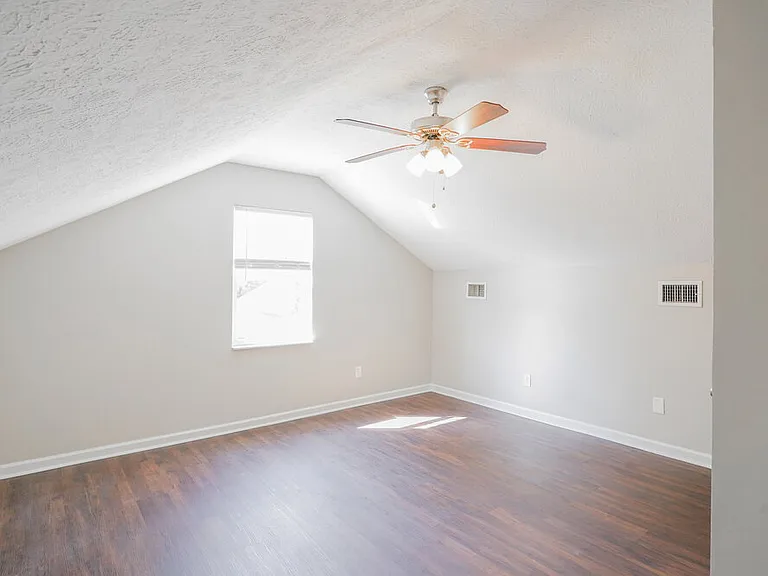 3460 Chandler Cove Way — Photo 13