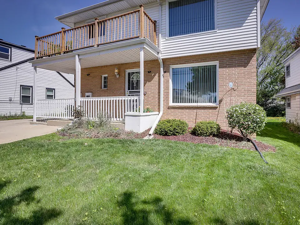 4038 W Green Tree Rd