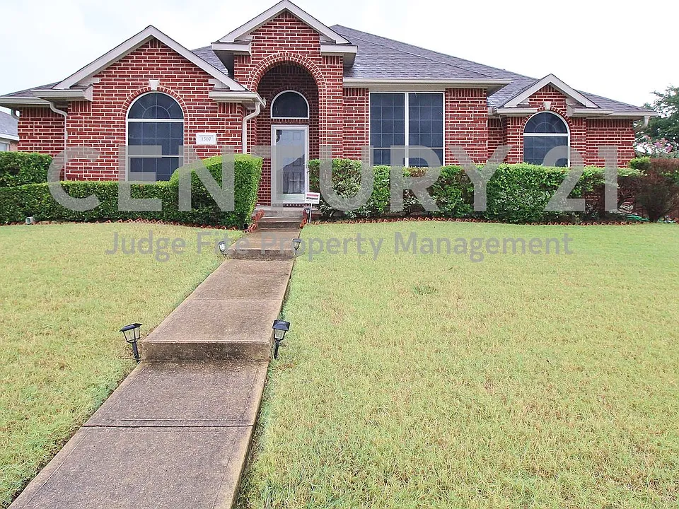 1507 Goodwin Dr