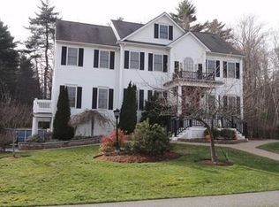 4 Rolling Hill Rd, Billerica, MA 01821