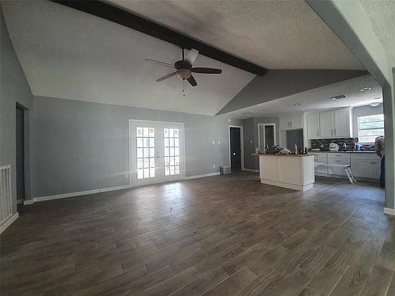 4th image of 10202 Sagebud Ln