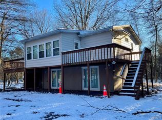 284 Fern Ridge Rd, Blakeslee, PA 18610