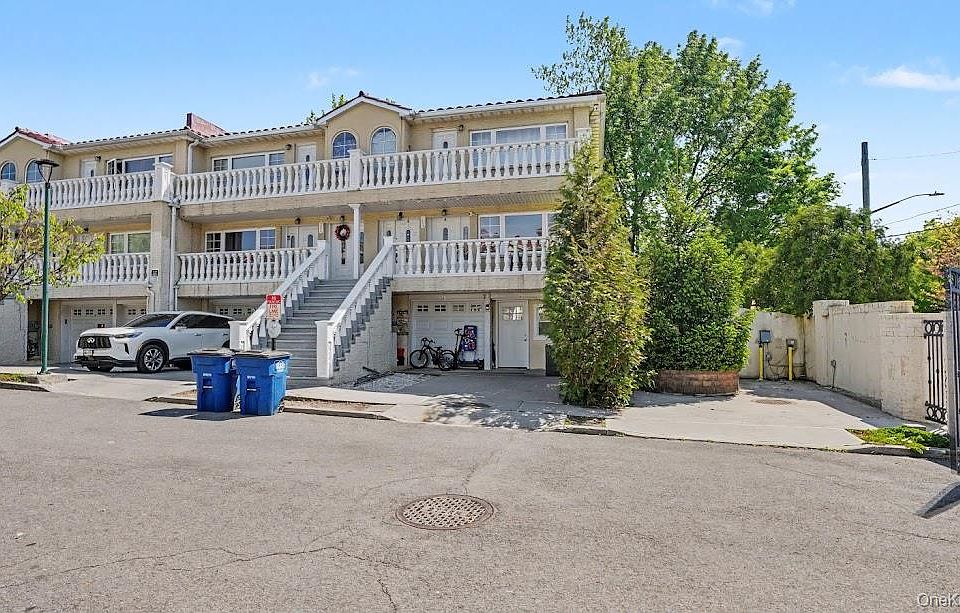 1st image of 254 zerega Avenue