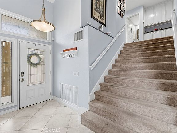 3rd image of 108 Magnolia Cir