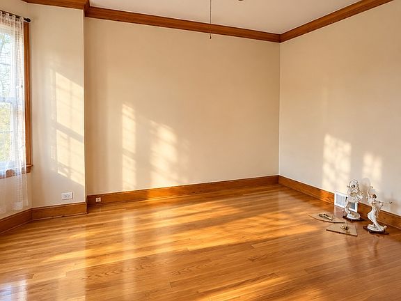 5th image of 4746 S Kolin Ave #2