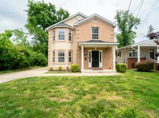 5102 Roanoke Pl, College Park, MD 20740