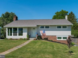 140 Landis Dr, Lancaster, PA 17602