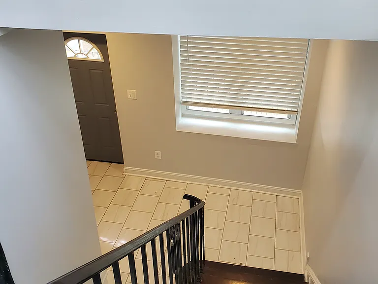 602 Washington Ln #3 — Photo 20