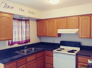 1029 Minnewawa Ave APT A, Clovis, CA 93612