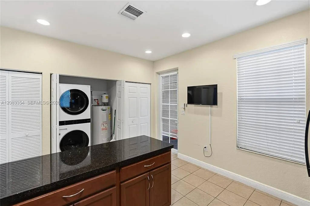 1129 SW 147th Ter, 0 — Photo 4