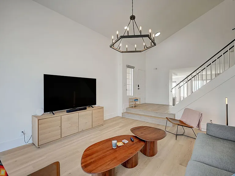 3200 Ivory Coast Dr — Photo 7