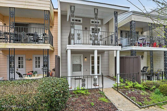 1st image of 2501 Gulf Ave APT 25