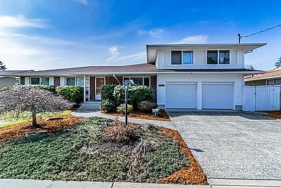 1st image of 6026 S Wapato Lake Dr
