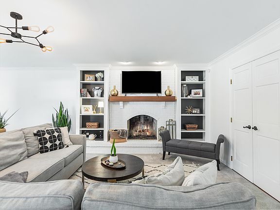4th image of 1324 Culpepper Dr