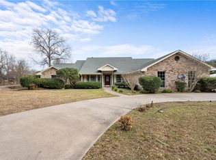 200 Spring Oak St, Waco, TX 76705