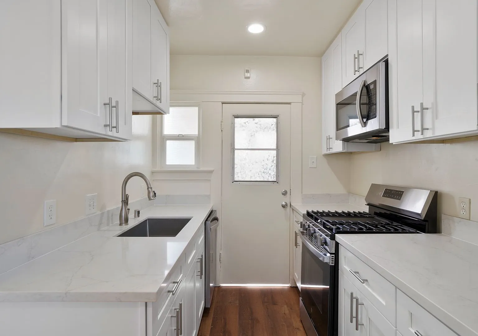 Cedar 4-Plex — Photo 3