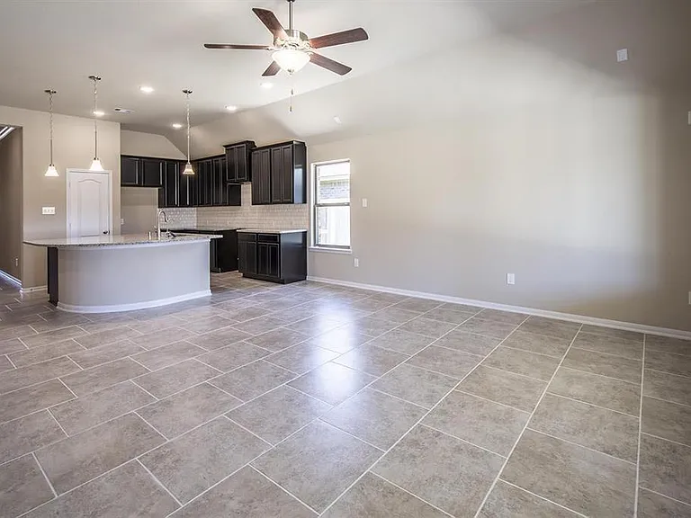 2622 Ivy Wood Ln — Photo 11
