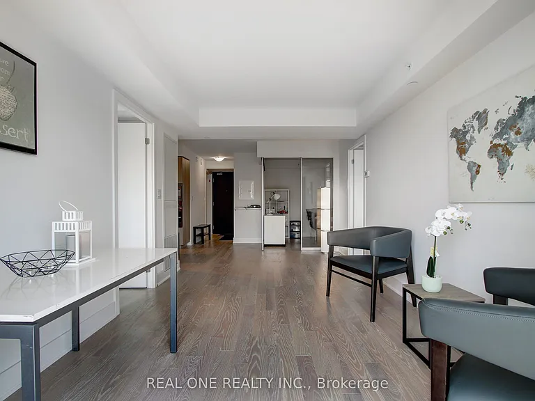 955 Bay St #2313 — Photo 14