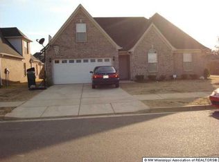 7201 Crape Myrtle Dr, Olive Branch, MS 38654