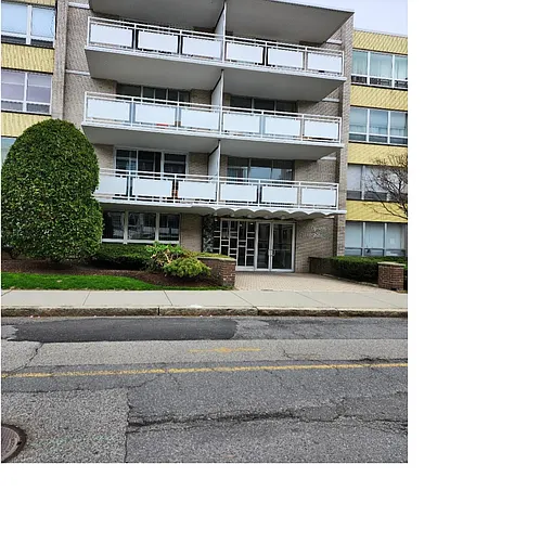 41 Park St #403 Photo 1
