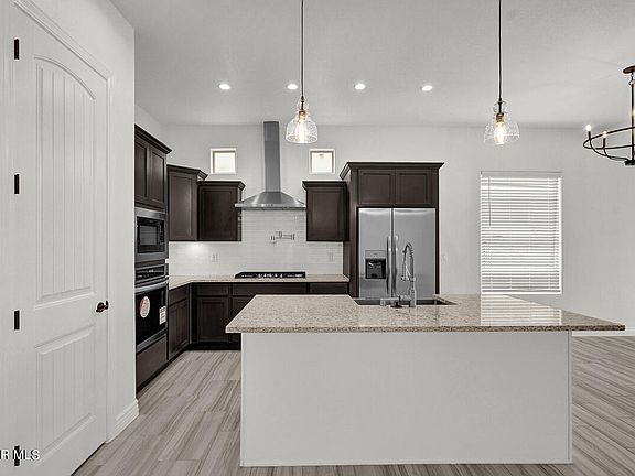 5th image of 3761 Lana Pl