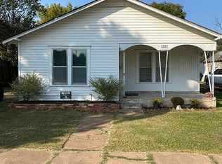 1221 W Beech Ave, Duncan, OK 73533