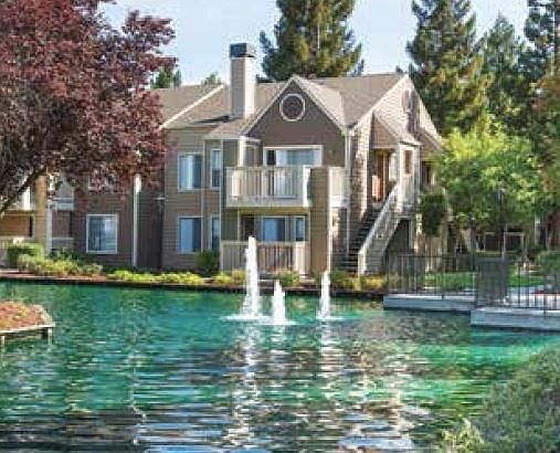 Lagoon and Fountains