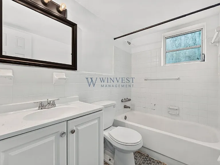 Presidential View Apartments — Photo 24
