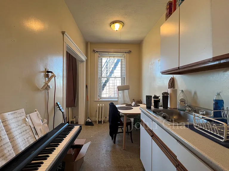 225 Kelton St #15 — Photo 13