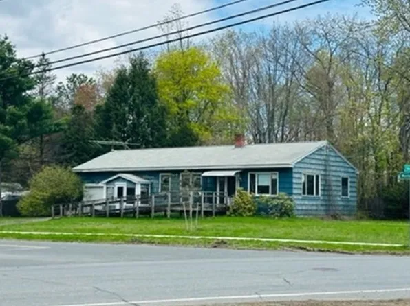 123 Montague St, Turners Falls, MA 01376