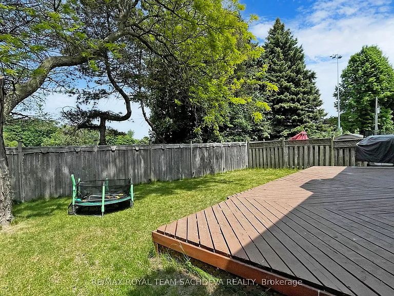 1614 Melman St — Photo 45