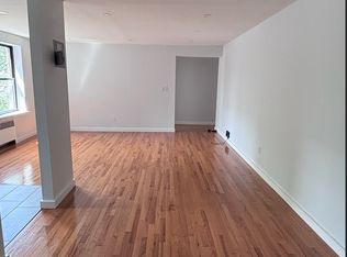 61-88 Dry Harbor Rd #5B, Middle Village, NY 11379