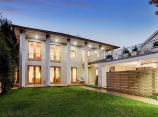 2206 Bartlett St, Houston, TX 77098