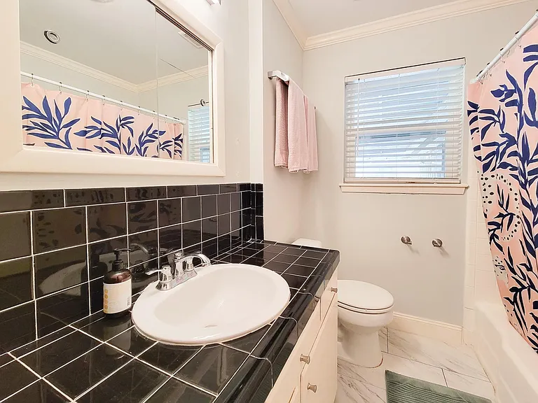 4405 W 43rd St — Photo 20