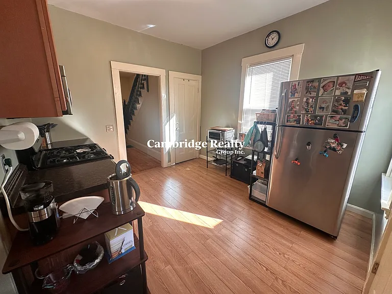 374 Highland Ave #A — Photo 6