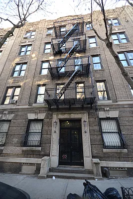 Rented by Bold New York | media 15