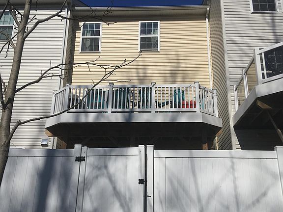 4th image of 8422 Meadowlark Ln