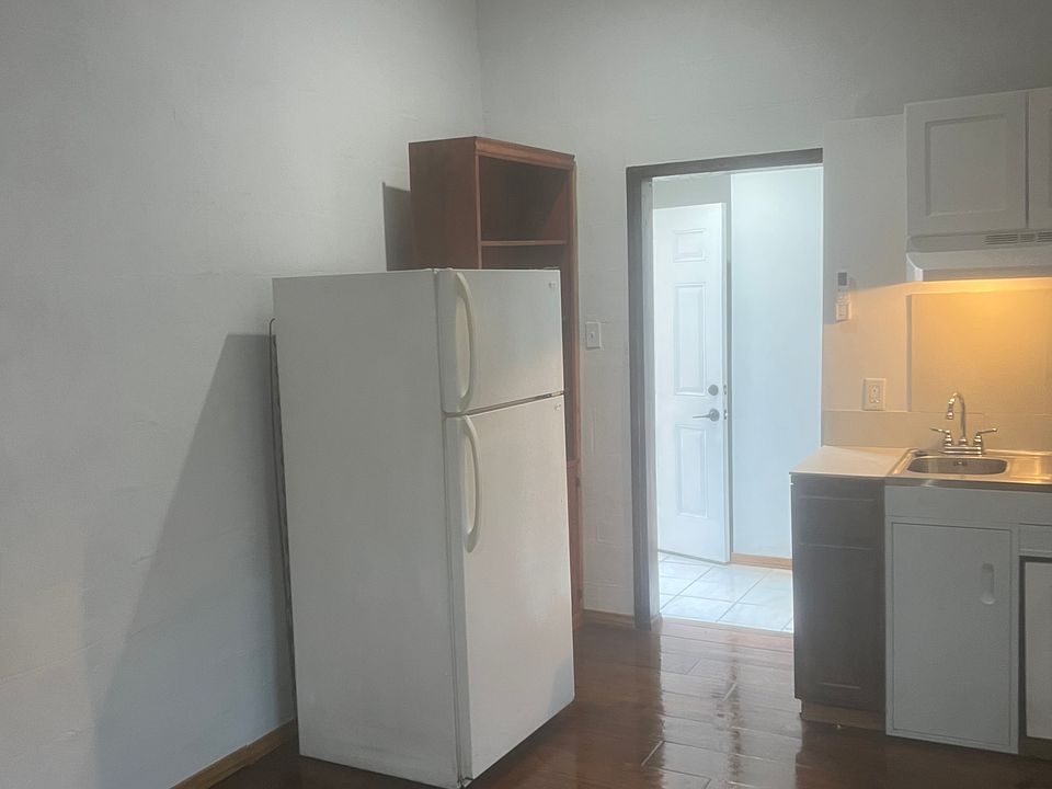 1st image of 3757 Sunset Ln #A