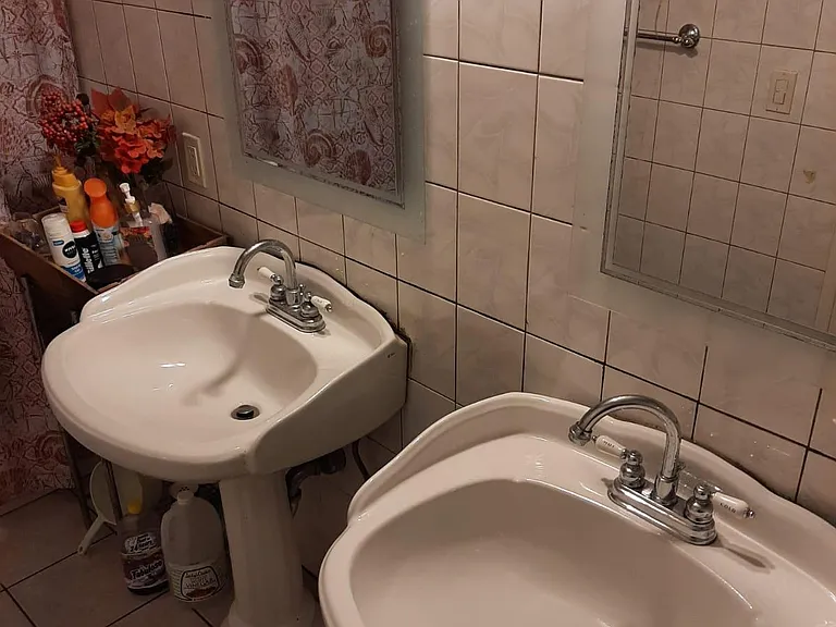 215 Dennis Dr — Photo 5