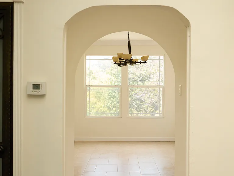 2039 Ivar Ave #3 — Photo 11