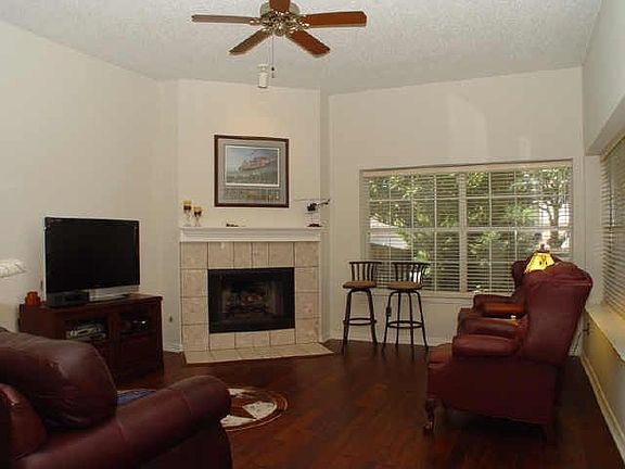 4th image of 5309 Lebeau Ln