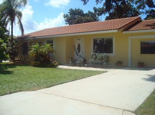 149 NW 8th St, Boca Raton, FL 33432