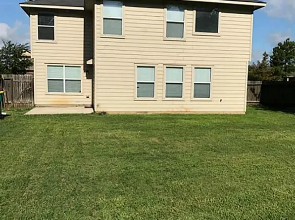21554 Falvel Misty Dr, Spring, TX 77388