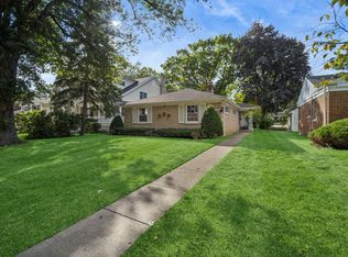 2239 Washington Ave, Wilmette, IL