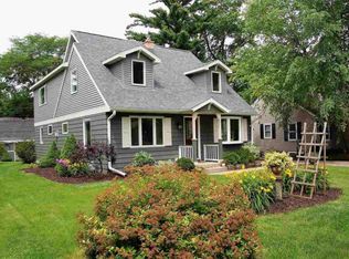 22 S Hillside Ter, Madison, WI 53705