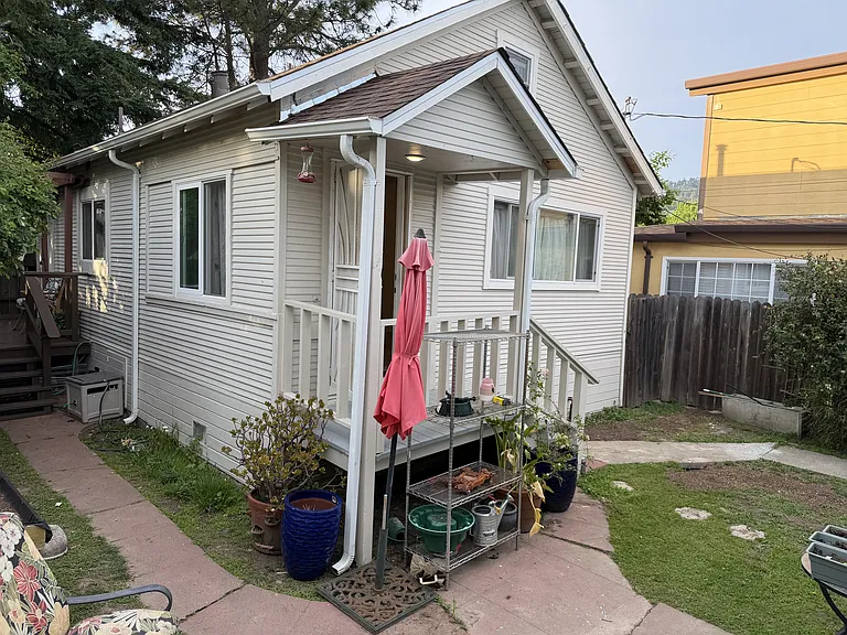 3729 Loma Vista Ave — Photo 8