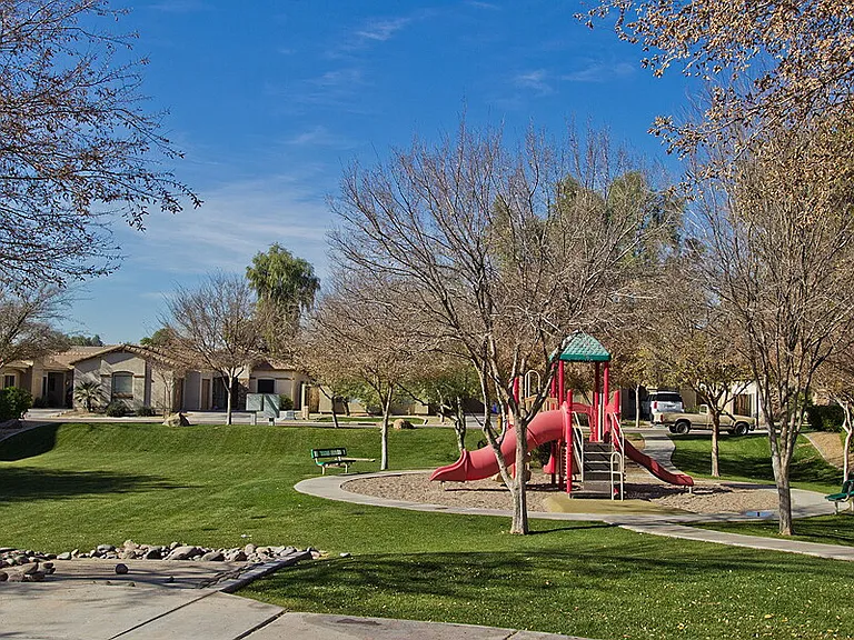 2050 N Arbor Ln — Photo 53